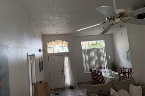 Villa ou maison à vendre à Davenport, Floride: 4 chambres № 2051059 - photo 25