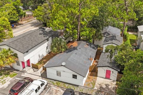 Immobilier commercial à Tampa, Floride 16 chambres, 571.53 m2 № 2368907