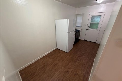 Appartement à louer à Orlando, Floride: 2 chambres, 74.32 m2 № 2291946 - photo 5