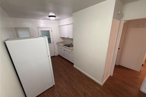 Appartement à louer à Orlando, Floride: 2 chambres, 74.32 m2 № 2291946 - photo 6