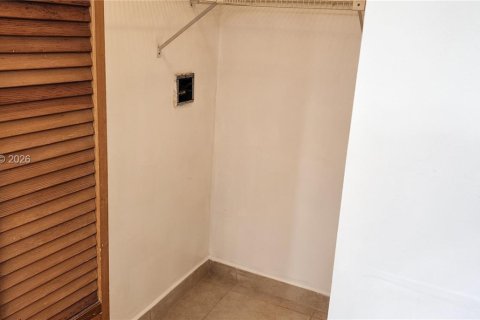 Copropriété à louer à Miami, Floride: 2 chambres, 89.65 m2 № 2056849 - photo 26