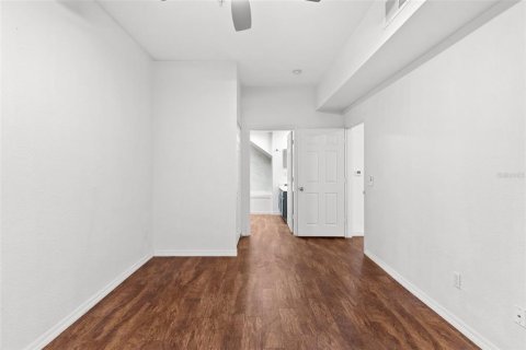 Condominio en venta en Kissimmee, Florida, 3 dormitorios, 120.4 m2 № 2097333 - foto 16