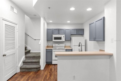 Condominio en venta en Kissimmee, Florida, 3 dormitorios, 120.4 m2 № 2097333 - foto 13