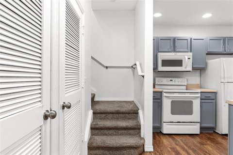 Condominio en venta en Kissimmee, Florida, 3 dormitorios, 120.4 m2 № 2097333 - foto 10