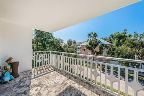 Copropriété à vendre à Saint Petersburg, Floride: 2 chambres, 120.77 m2 № 2355000 - photo 22