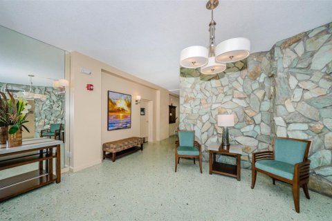 Copropriété à vendre à Saint Petersburg, Floride: 2 chambres, 120.77 m2 № 2355000 - photo 14