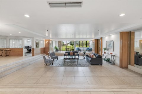 Condo in Weston, Florida, 2 bedrooms  № 1934902 - photo 26