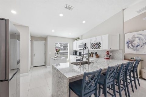 House in Davenport, Florida 4 bedrooms, 131.55 sq.m. № 2223603 - photo 16