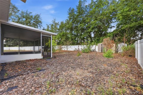 House in Davenport, Florida 4 bedrooms, 131.55 sq.m. № 2223603 - photo 25