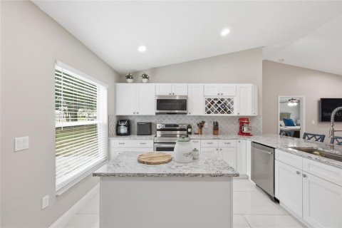 House in Davenport, Florida 4 bedrooms, 131.55 sq.m. № 2223603 - photo 19