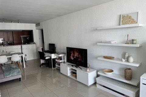 Copropriété à vendre à Sunny Isles Beach, Floride: 1 chambre, 93.37 m2 № 1802515 - photo 15