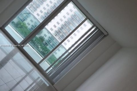 Copropriété à vendre à Sunny Isles Beach, Floride: 1 chambre, 93.37 m2 № 1802515 - photo 12