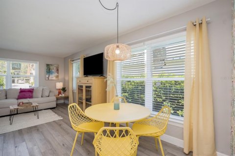 Villa ou maison à louer à Bradenton, Floride: 2 chambres, 104.7 m2 № 2298898 - photo 23