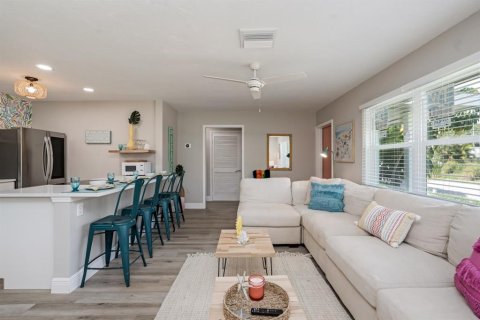 Villa ou maison à louer à Bradenton, Floride: 2 chambres, 104.7 m2 № 2298898 - photo 12