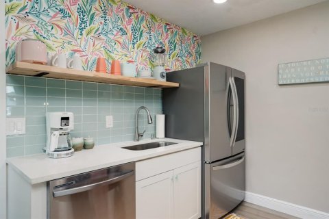 Villa ou maison à louer à Bradenton, Floride: 2 chambres, 104.7 m2 № 2298898 - photo 20