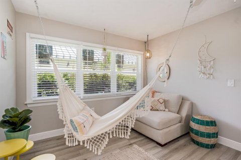Villa ou maison à louer à Bradenton, Floride: 2 chambres, 104.7 m2 № 2298898 - photo 6