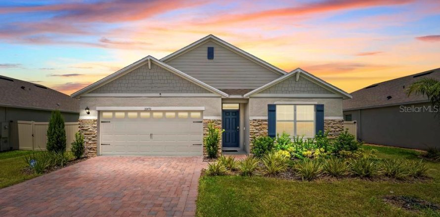 Casa en Sorrento, Florida 4 dormitorios, 171.5 m2 № 1879523