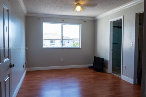 Touwnhouse à vendre à Homestead, Floride: 2 chambres, 127.28 m2 № 2075230 - photo 13