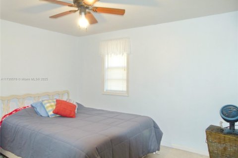 House in Okeechobee, Florida 2 bedrooms, 89.19 sq.m. № 1811314 - photo 22