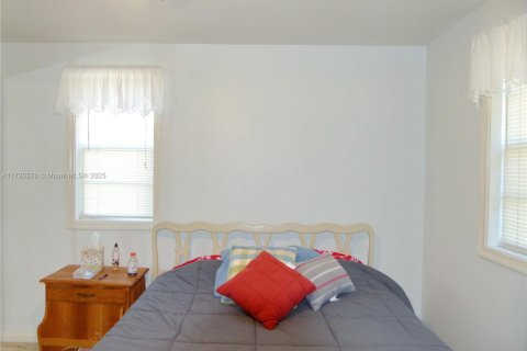 House in Okeechobee, Florida 2 bedrooms, 89.19 sq.m. № 1811314 - photo 25