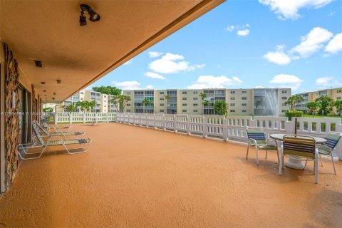 Copropriété à vendre à Dania Beach, Floride: 2 chambres, 106.28 m2 № 1955784 - photo 20