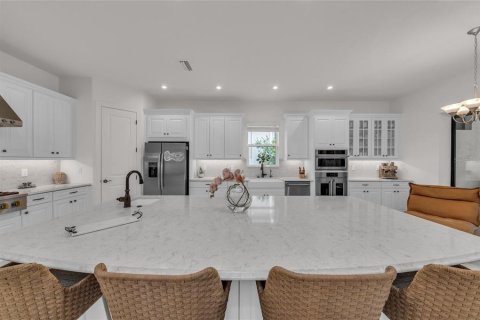 House in Bradenton, Florida 3 bedrooms, 289.48 sq.m. № 1782291 - photo 17