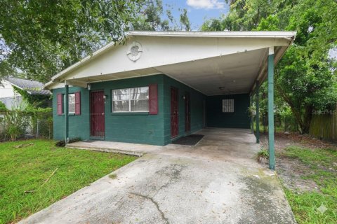 House in Tampa, Florida 3 bedrooms, 85.84 sq.m. № 2371480