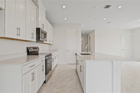 Villa ou maison à vendre à Mount Dora, Floride: 4 chambres, 255.57 m2 № 1717358 - photo 9