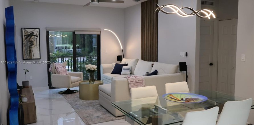 Condo à Doral, Floride, 3 chambres  № 1954521