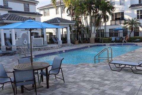 Copropriété à louer à Sunrise, Floride: 2 chambres, 98.85 m2 № 2032438 - photo 13