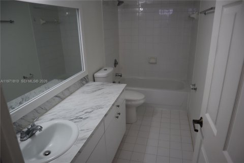 Copropriété à louer à Sunrise, Floride: 2 chambres, 98.85 m2 № 2032438 - photo 11
