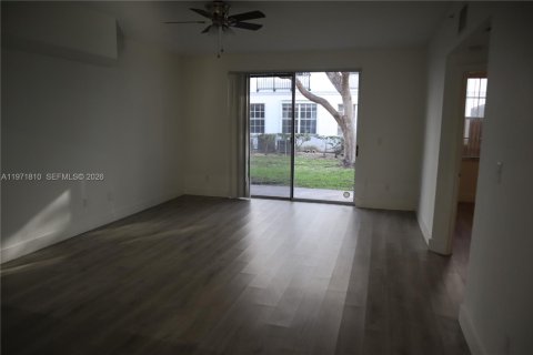 Copropriété à louer à Sunrise, Floride: 2 chambres, 98.85 m2 № 2032438 - photo 6