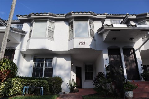 Copropriété à louer à Sunrise, Floride: 2 chambres, 98.85 m2 № 2032438 - photo 2