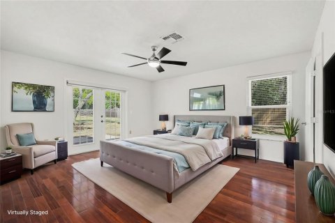 House in Spring Hill, Florida 4 bedrooms, 280.56 sq.m. № 2117388 - photo 23
