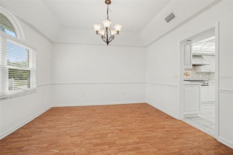 House in Spring Hill, Florida 4 bedrooms, 280.56 sq.m. № 2117388 - photo 17