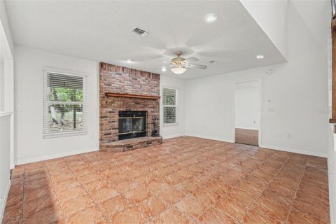 House in Spring Hill, Florida 4 bedrooms, 280.56 sq.m. № 2117388 - photo 11