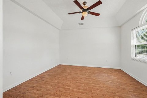 House in Spring Hill, Florida 4 bedrooms, 280.56 sq.m. № 2117388 - photo 13