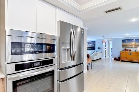 Casa en venta en New Port Richey, Florida, 3 dormitorios, 148.09 m2 № 2221371 - foto 15