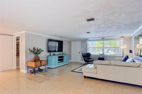 Casa en venta en New Port Richey, Florida, 3 dormitorios, 148.09 m2 № 2221371 - foto 9