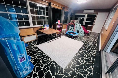 Villa ou maison à vendre à Lakeland, Floride: 4 chambres, 234.3 m2 № 1969059 - photo 15