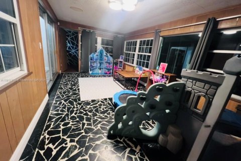 Villa ou maison à vendre à Lakeland, Floride: 4 chambres, 234.3 m2 № 1969059 - photo 16