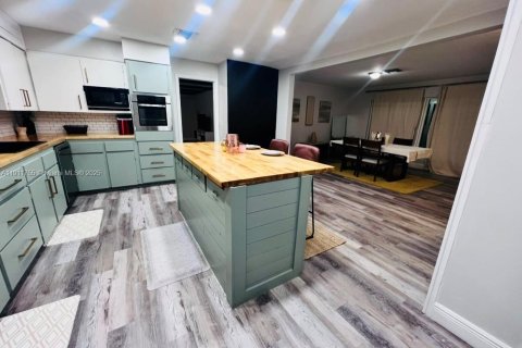 Villa ou maison à vendre à Lakeland, Floride: 4 chambres, 234.3 m2 № 1969059 - photo 8