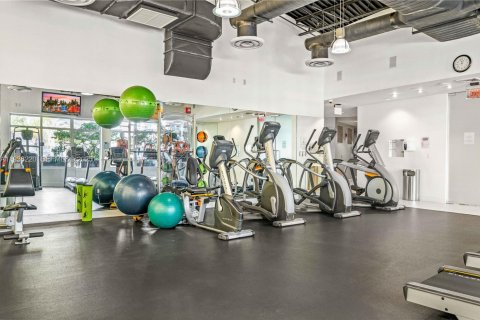 Снять в аренду кондоминиум в Майами, Флорида 1 спальня, 75.62м2, № 2035091 - фото 28