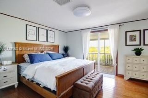 Casa en venta en Key Largo, Florida, 2 dormitorios № 1932677 - foto 16