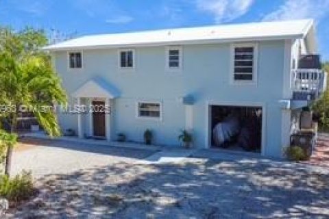 Casa en venta en Key Largo, Florida, 2 dormitorios № 1932677 - foto 3