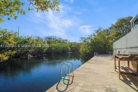 Casa en venta en Key Largo, Florida, 2 dormitorios № 1932677 - foto 24