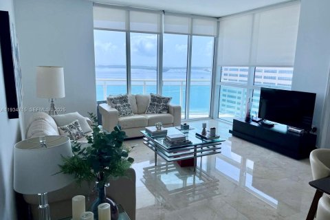 Condominio en alquiler en Miami, Florida, 2 dormitorios, 118.73 m2 № 1992923 - foto 7