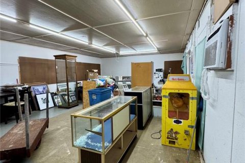 Commercial property in Belleview, Florida 164.72 sq.m. № 1591607 - photo 24