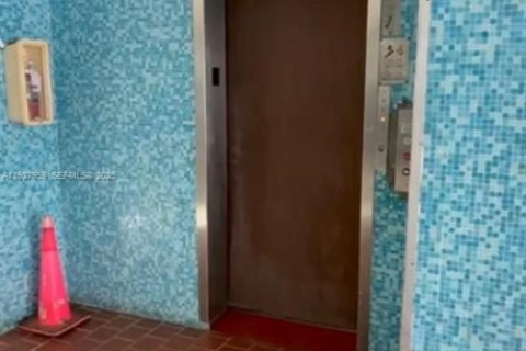 Copropriété à vendre à Miami Beach, Floride: 1 chambre, 45.52 m2 № 1988247 - photo 9