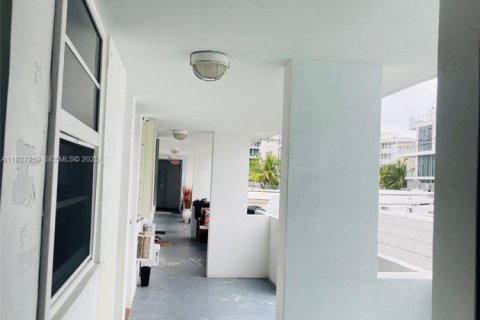 Copropriété à vendre à Miami Beach, Floride: 1 chambre, 45.52 m2 № 1988247 - photo 18